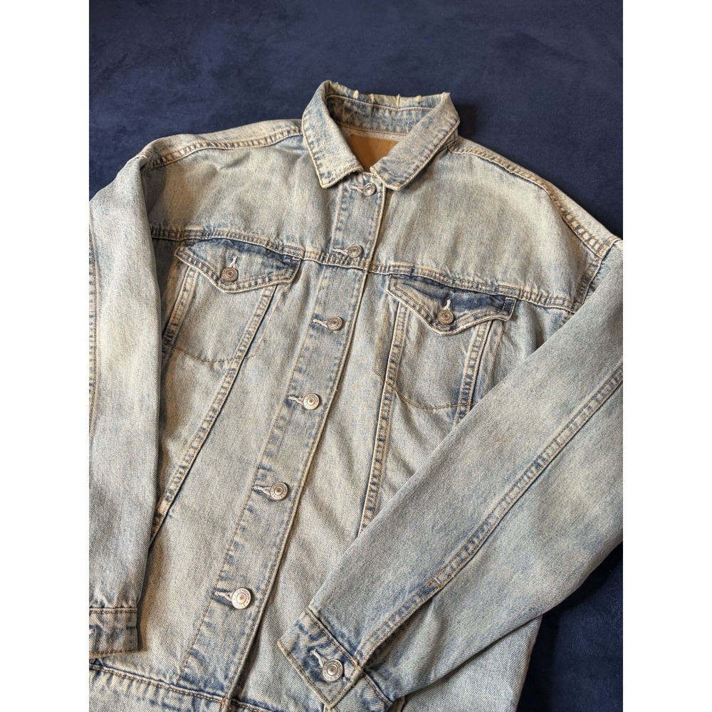 American Eagle Mens Jean Jacket Small Light Blue Wash Distressed Y2K Trucker